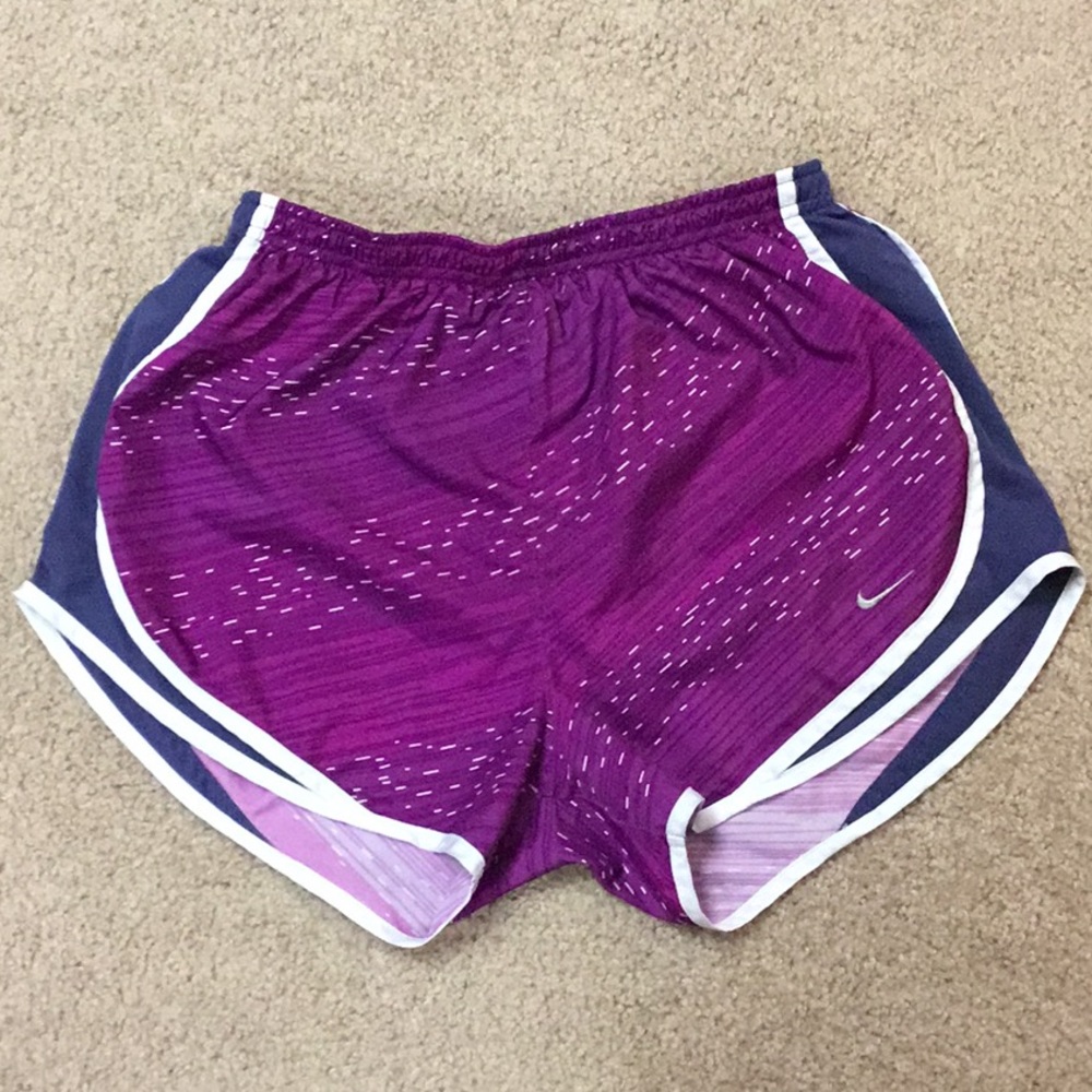 Nike dry fit shorts sz M